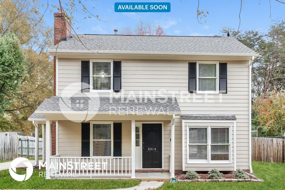 5314 Summerwood Dr in Greensboro, NC - Building Photo