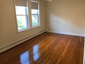 311 Tappan St, Unit 1B in Brookline, MA - Building Photo - Building Photo