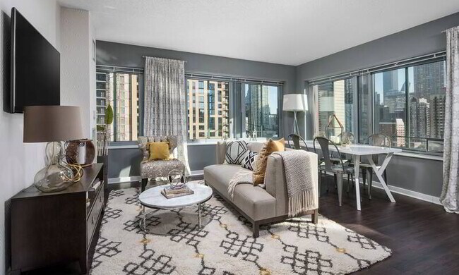 105 W Chestnut St, Unit 3102 in Chicago, IL - Building Photo - Building Photo