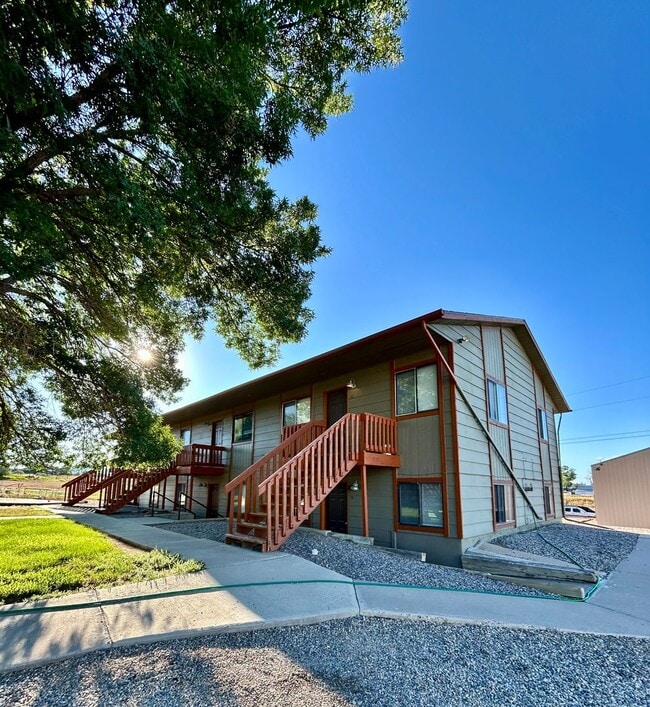 property at 582 E Spruce Dr