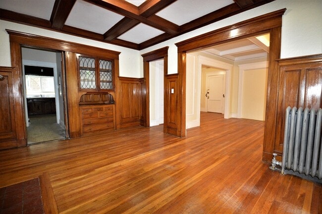 134 Fuller St, Unit 1 in Brookline, MA - Building Photo - Building Photo