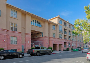 30 E Julian St in San Jose, CA - Building Photo - Building Photo