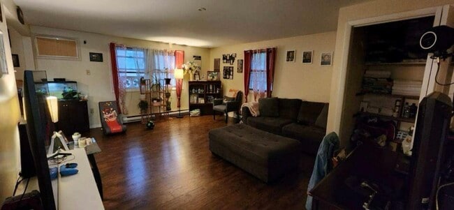 301 N Midler Ave, Unit 2