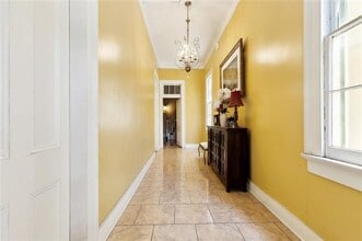 821 Dauphine St in New Orleans, LA - Building Photo - Building Photo