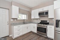 2637 Boone St photo'