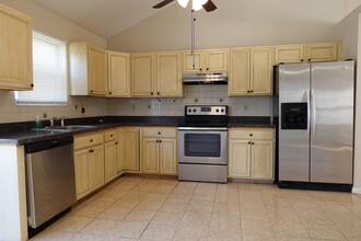 9 Gaynor Rd in Centereach, NY - Building Photo - Building Photo