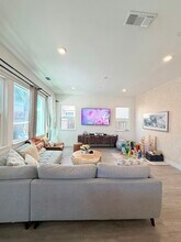 42 Redberry Loop in Brentwood, CA - Building Photo - Building Photo