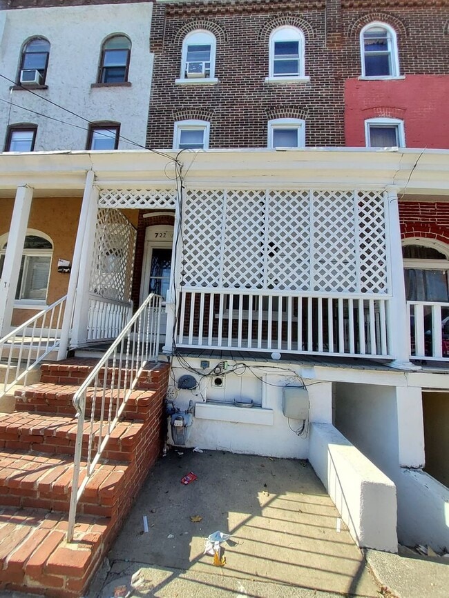 property at 722.5 N Penn St