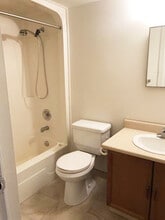 980 Burnham St in Cobourg, ON - Building Photo - Building Photo