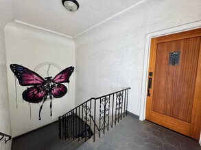 454 1/2 N Stanley Ave in Los Angeles, CA - Building Photo - Building Photo
