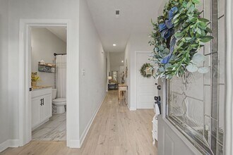 1042 Brightwood Ct in Clarksville, TN - Building Photo - Building Photo