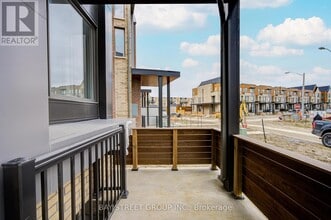 414 Lawrence Hts Wy in Toronto, ON - Building Photo - Building Photo