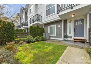 145641 Winter Crescent in Surrey, BC - Building Photo - Building Photo