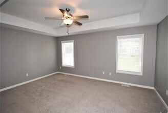 4821 E Highland Pkwy in Buffalo, NY - Building Photo - Building Photo