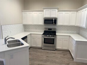 4700 Enclave Ln in Norman, OK - Building Photo - Building Photo