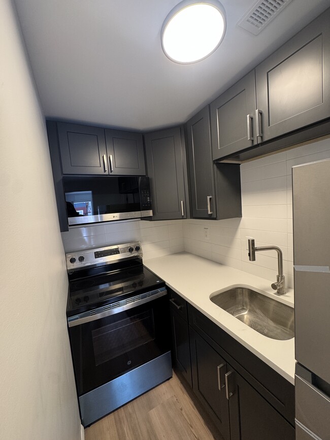 property at 839 S Jackson St