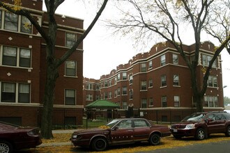 6415 N Greenview Ave in Chicago, IL - Building Photo - Building Photo