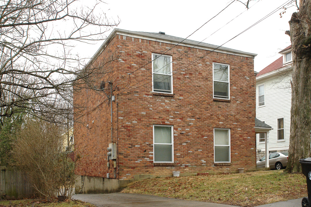 302 Crescent Ave in Louisville, KY - Building Photo