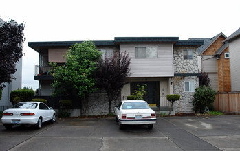 3828 Whitman Ave in Seattle, WA - Building Photo - Building Photo