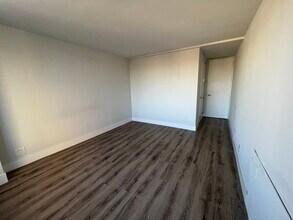 2 E Oak St in Chicago, IL - Foto de edificio - Building Photo