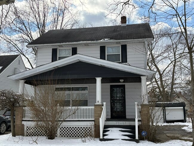 property at 17407 Woodbury Ave