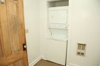 124 Buck Mountain Rd in Earlysville, VA - Building Photo - Building Photo