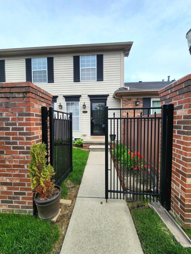 41223 Southwind Dr Rentals in Canton, MI