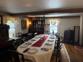 56 Union St in Guilford, CT - Building Photo - Building Photo