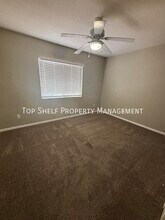 101 NW 8th St in Grimes, IA - Building Photo - Building Photo