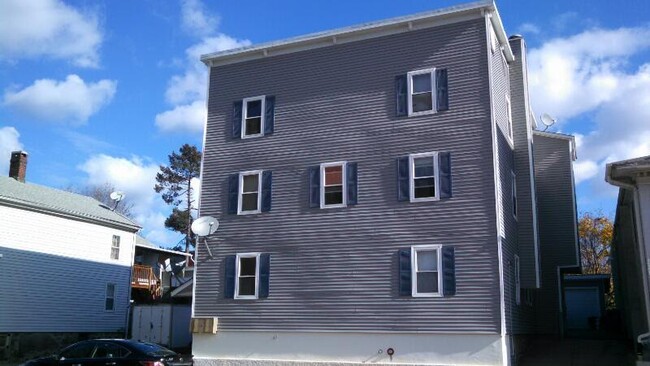 45-51 Minerva St in Derby, CT - Building Photo - Building Photo