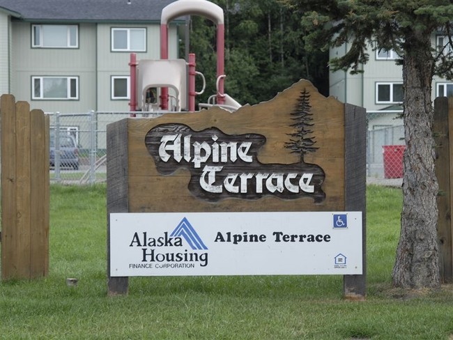 Alpine Terrace in Anchorage, AK - Foto de edificio - Other