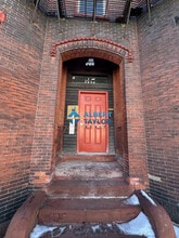 53 Dudley St, Unit 2 in Boston, MA - Foto de edificio - Building Photo