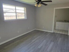 410 Driftwood Cir in Slidell, LA - Building Photo - Building Photo