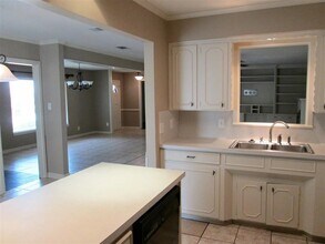1002 Clyde Dr in Tyler, TX - Building Photo - Building Photo