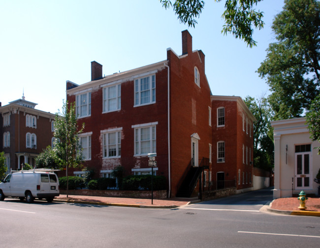 100 E Church St in Frederick, MD - Building Photo - Building Photo