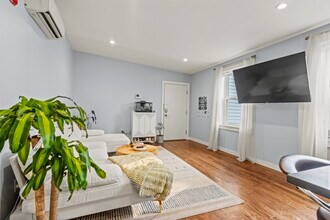 102 Colgate St in Jersey City, NJ - Building Photo - Building Photo
