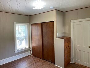 622 Union St, Unit 3 in Eau Claire, WI - Building Photo - Building Photo