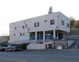 2915 Lincoln Park Ave in Los Angeles, CA - Building Photo