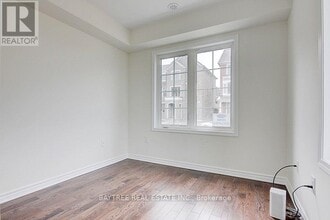 76 Casely Ave. in Richmond Hill, ON - Building Photo - Building Photo