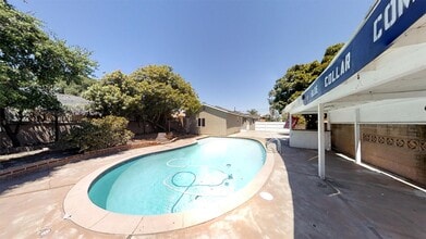 4840 Art St in San Diego, CA - Building Photo - Building Photo