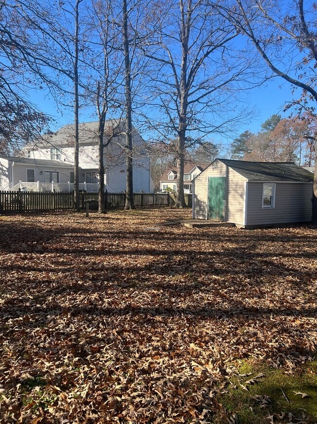 7413 Cross Point Ln in Prince George, VA - Building Photo - Building Photo