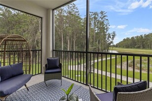 6034 National Blvd, Unit 522 in Ave Maria, FL - Building Photo