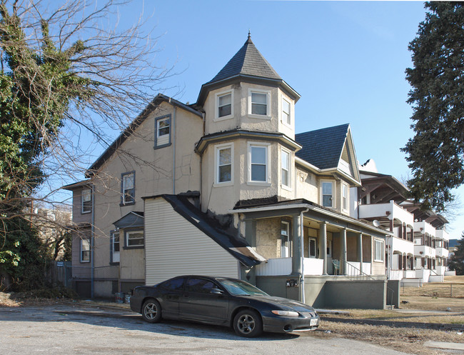 3340 Clifton Ave in Baltimore, MD - Building Photo - Building Photo