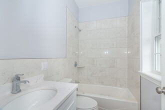 72 Buttonwood St in Boston, MA - Building Photo - Building Photo