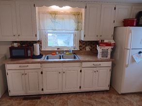 257 Buttonwood Ave in Bowling Green, OH - Building Photo - Building Photo