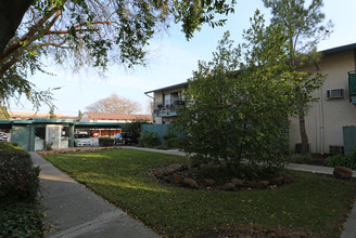 Evan Alan Apartments in Dublin, CA - Building Photo - Building Photo