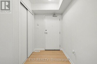 1116 Creekway Private in Ottawa, ON - Building Photo - Building Photo