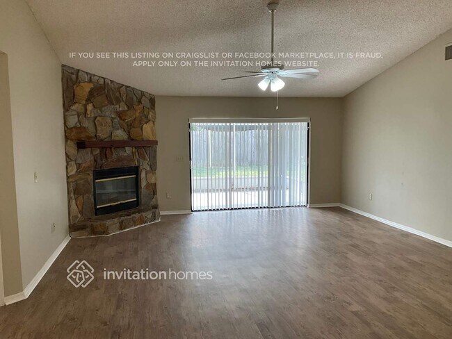 9725 Fox Chapel Rd in Tampa, FL - Building Photo - Building Photo