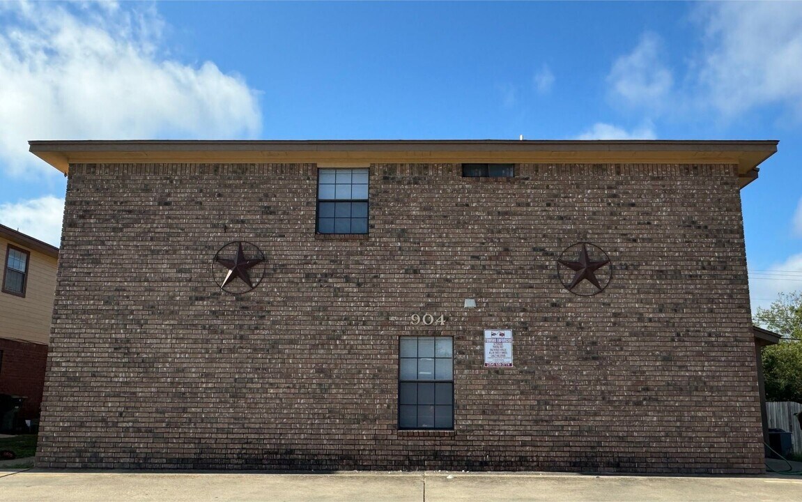 904 Clairidge Ave in Killeen, TX - Building Photo