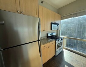 1845 S Michigan Ave in Chicago, IL - Foto de edificio - Building Photo